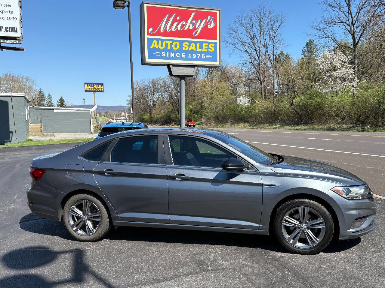 Used 2020 Volkswagen Jetta R-Line image 1