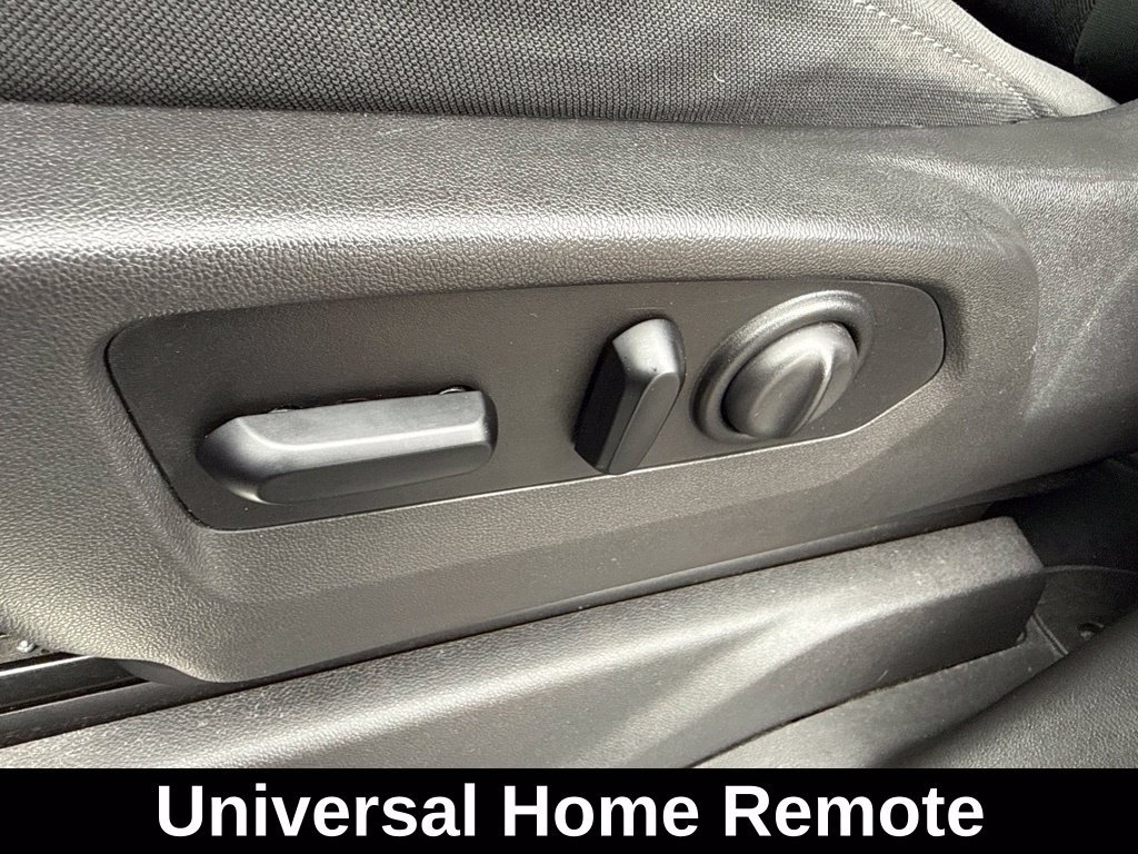 Used 2020 Chevrolet Silverado 1500 LT w/ All-Star Edition AWD/4WD image 27