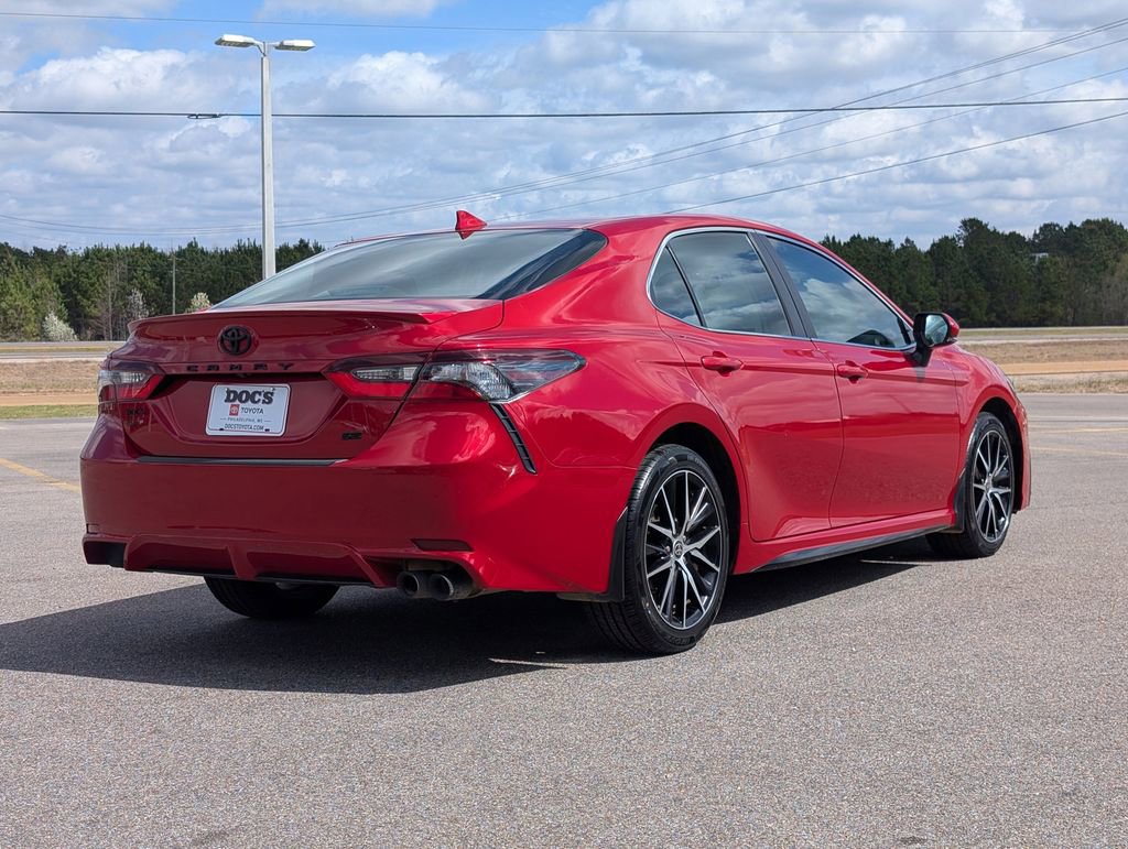 Used 2023 Toyota Camry SE w/ Convenience Package image 5