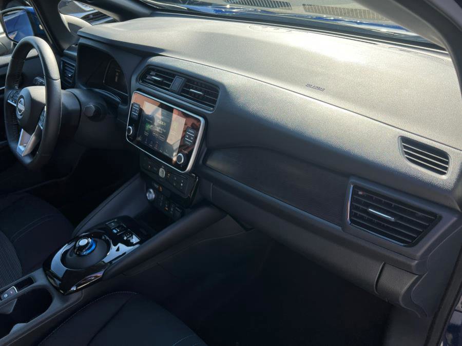 Used 2024 Nissan Leaf SV Plus image 29