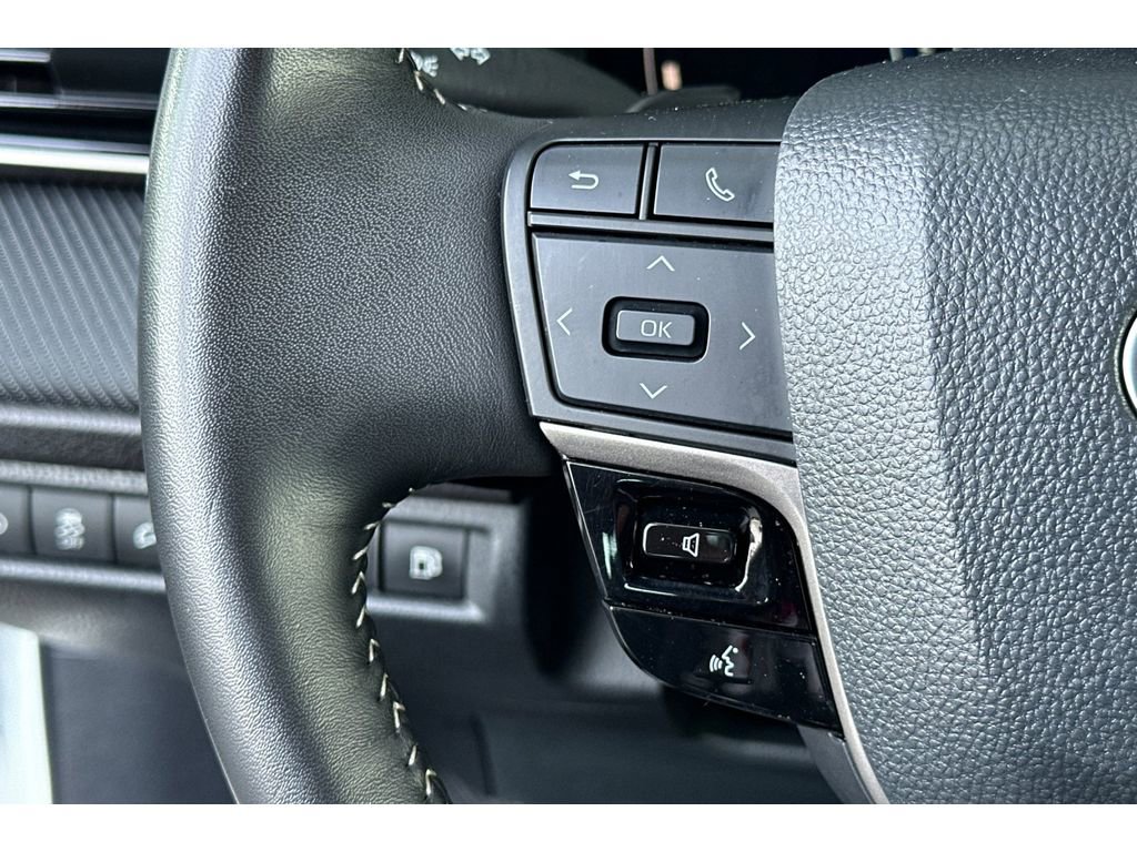 Certified 2025 Toyota Camry SE image 27