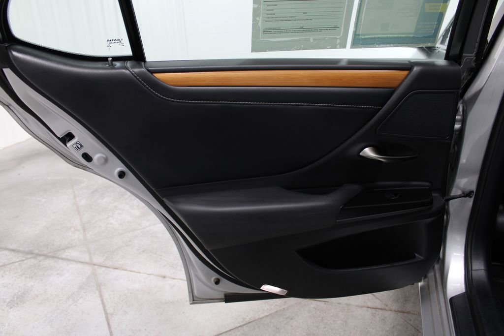 Used 2020 Lexus ES 350 Luxury image 22