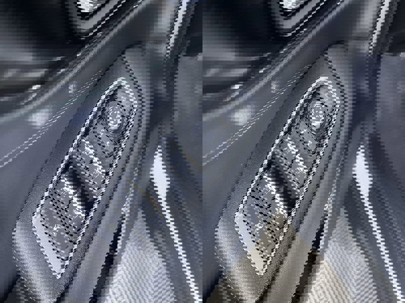 Certified 2025 Subaru Outback Touring image 14