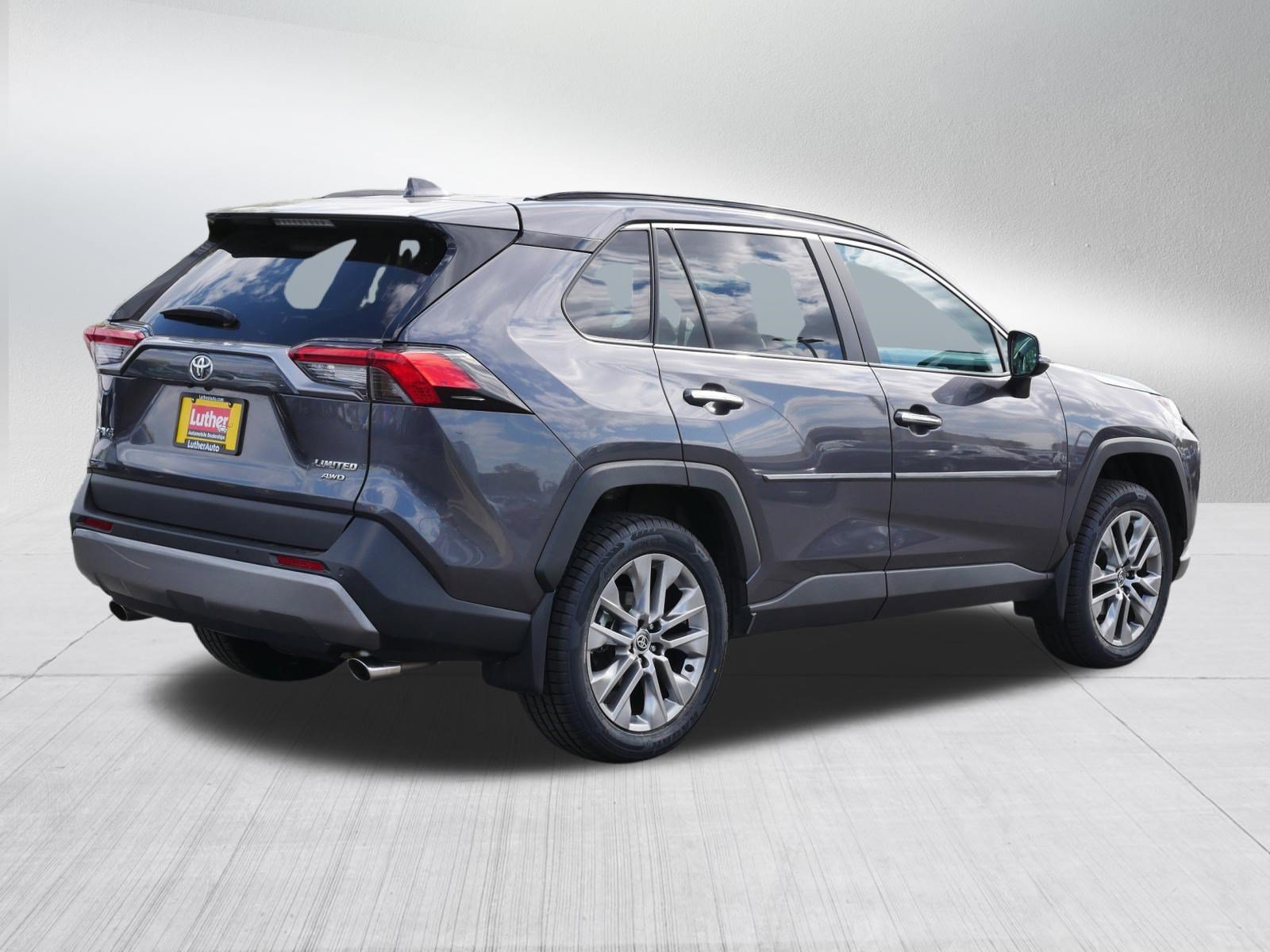 Used 2023 Toyota RAV4 Limited w/ Limited Grade Weather Package AWD/4WD image 7