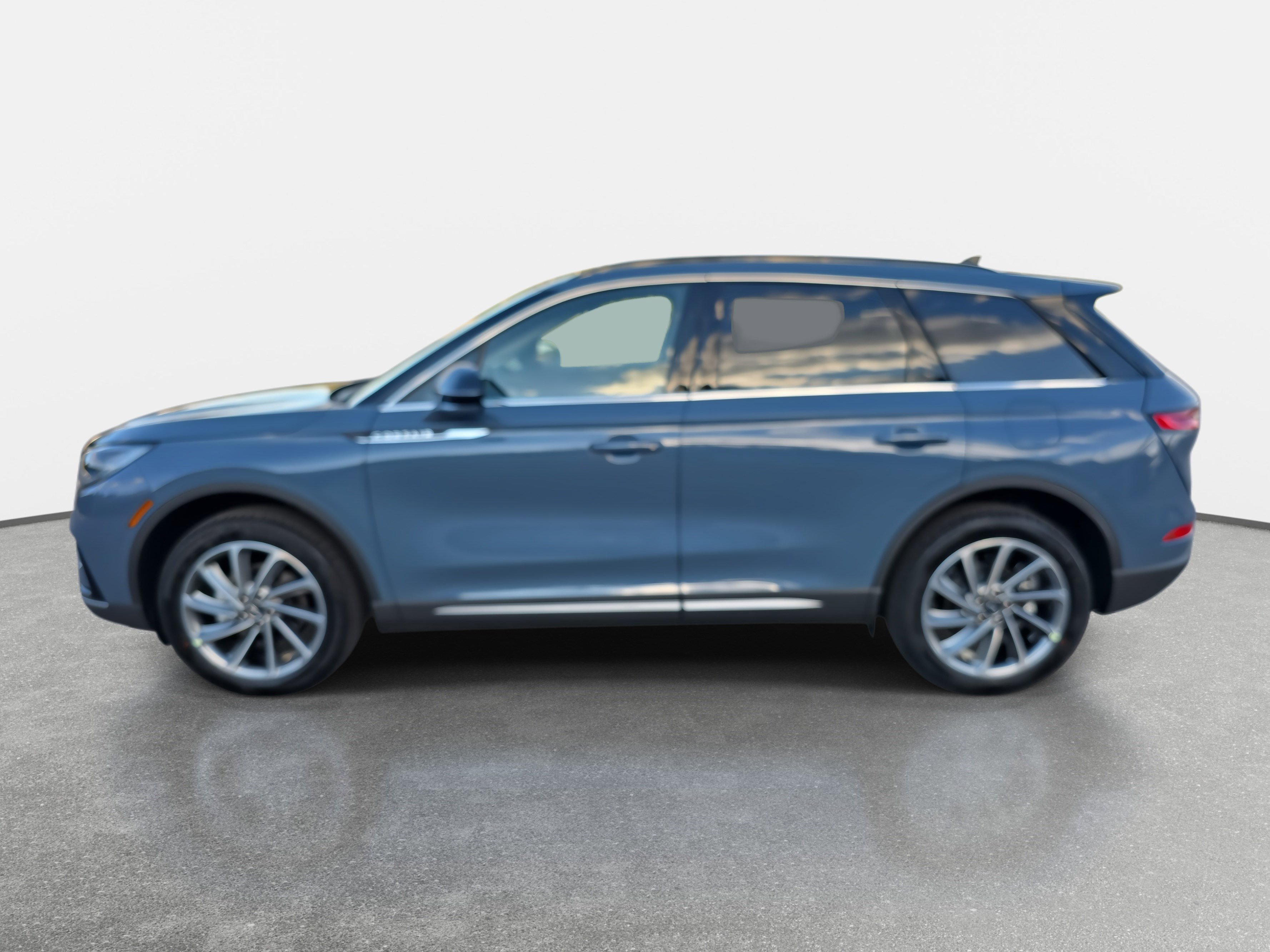 New 2026 Lincoln Corsair Premiere image 8