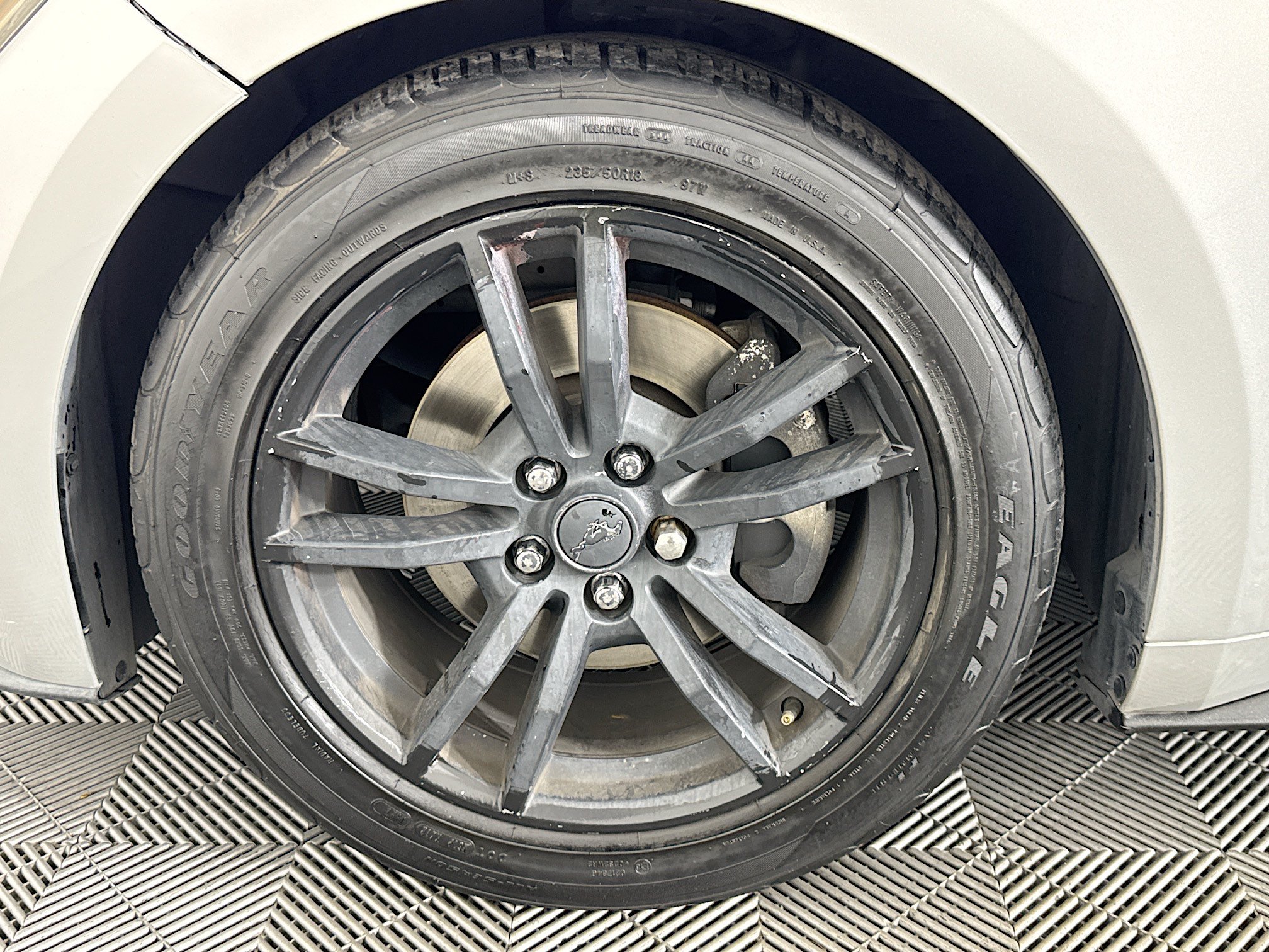 Used 2017 Ford Mustang Premium RWD image 32