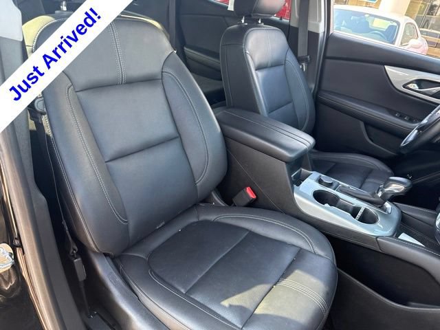 Used 2023 Chevrolet Blazer LT w/ Midnight/Sport Edition FWD image 18