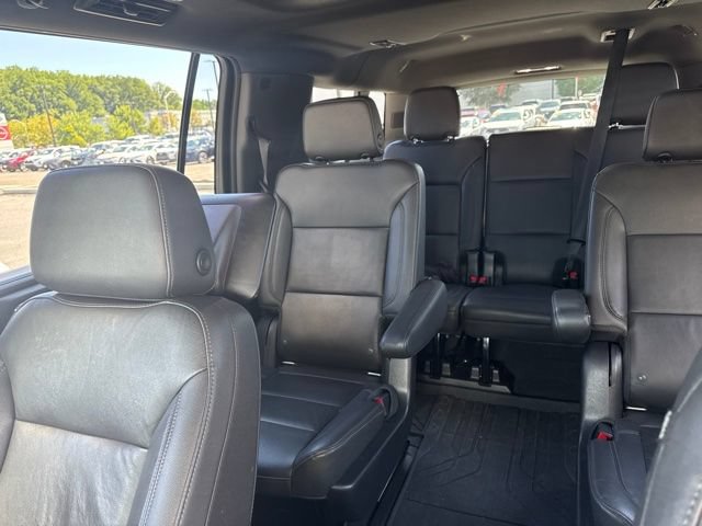 Used 2021 Chevrolet Suburban Z71 w/ Rear Media and Nav Package AWD/4WD image 3