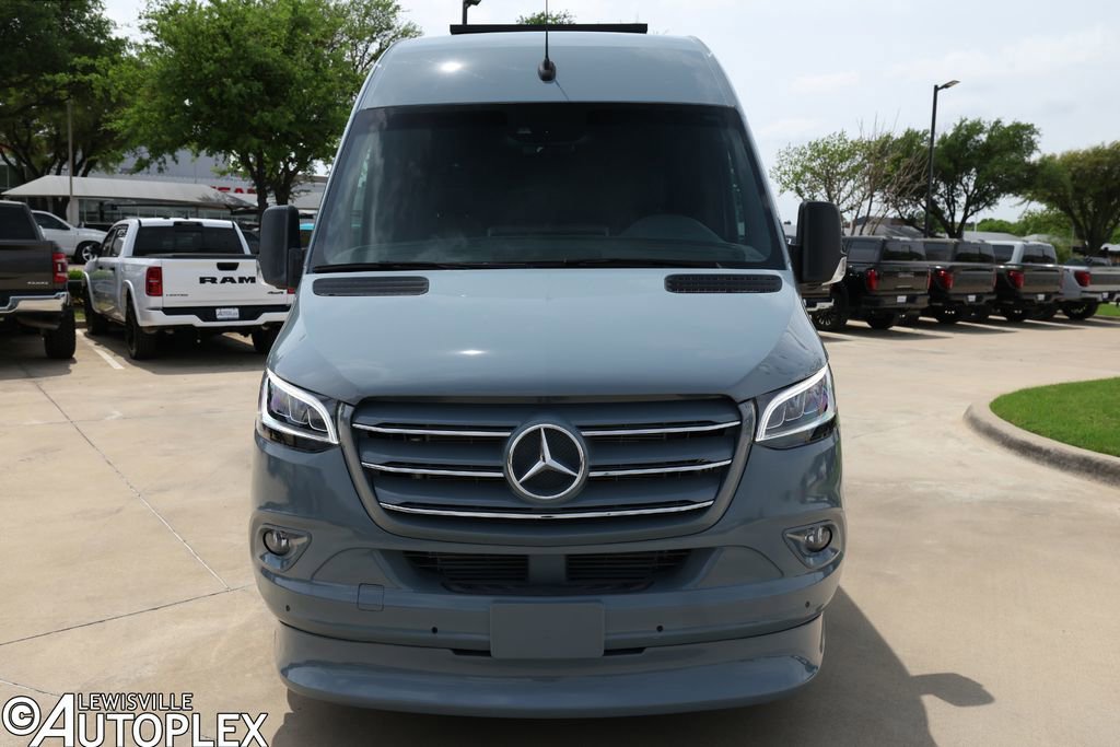 Used 2020 Mercedes-Benz Sprinter 3500 image 2