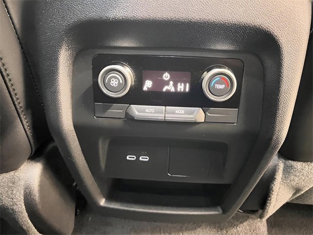 Certified 2025 Buick Enclave Preferred image 12