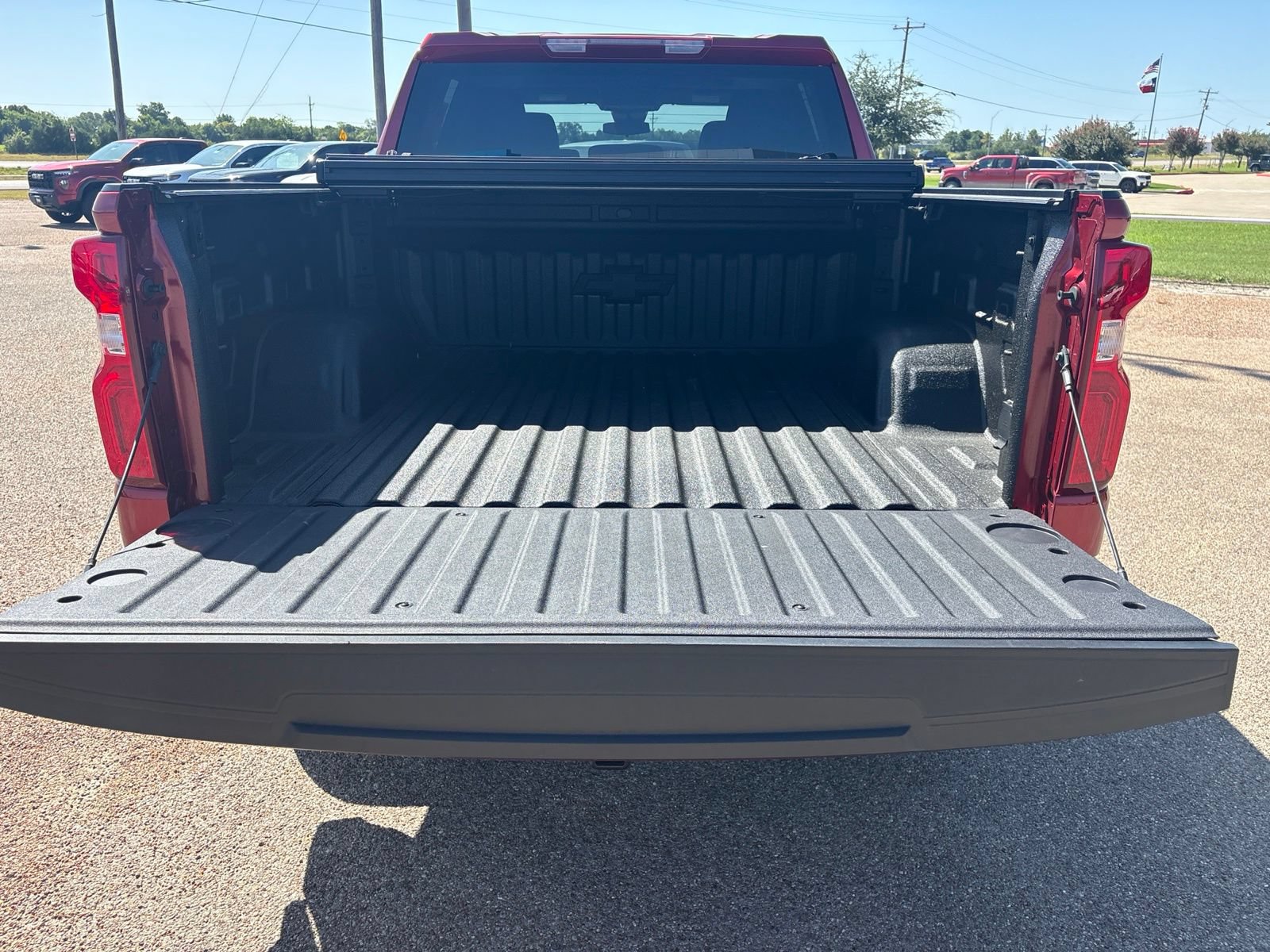 Used 2026 Chevrolet Silverado 1500 RST w/ Z71 Off-Road Package AWD/4WD image 28