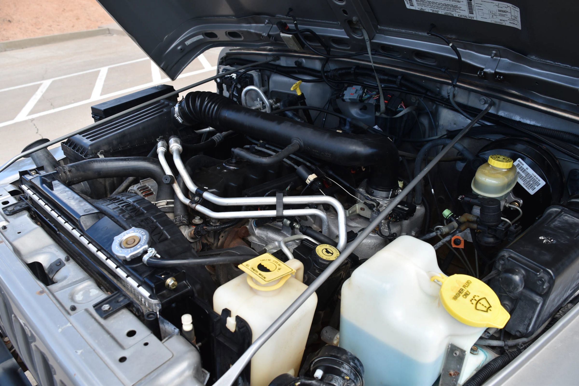 Used 2000 Jeep Wrangler Sport image 25