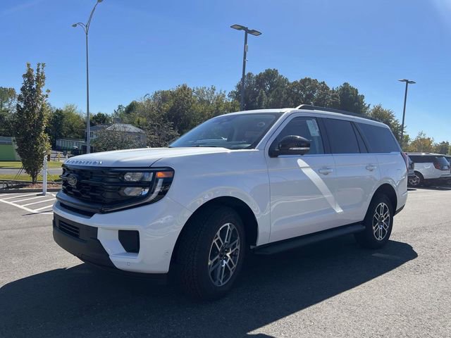 New 2025 Ford Expedition Active image 7