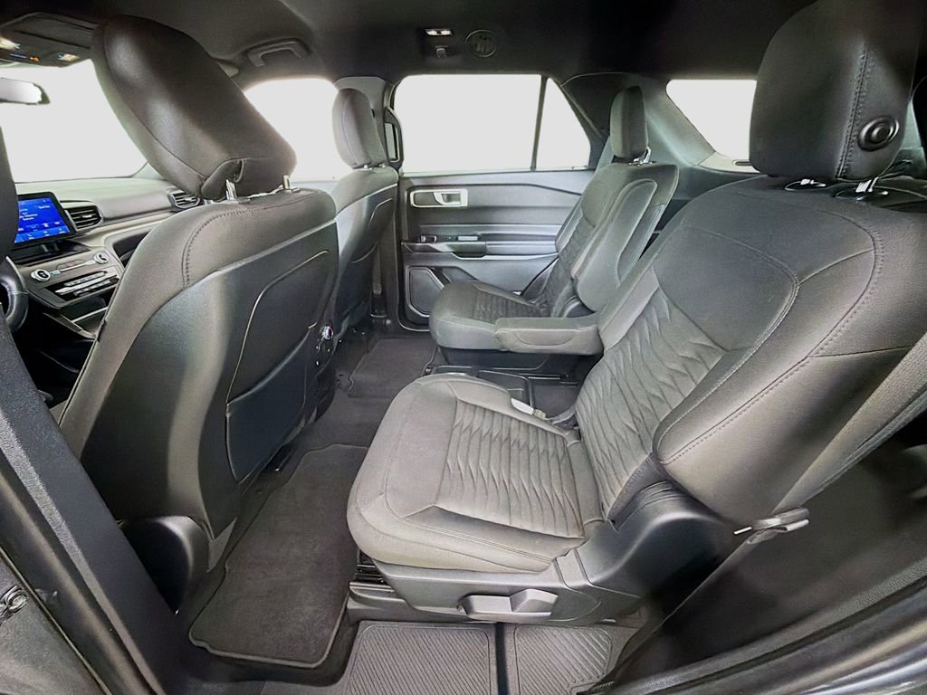 Used 2020 Ford Explorer XLT image 21