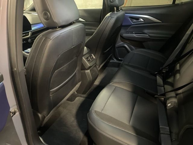 Used 2025 Chevrolet Equinox EV LT w/ Convenience Package image 33