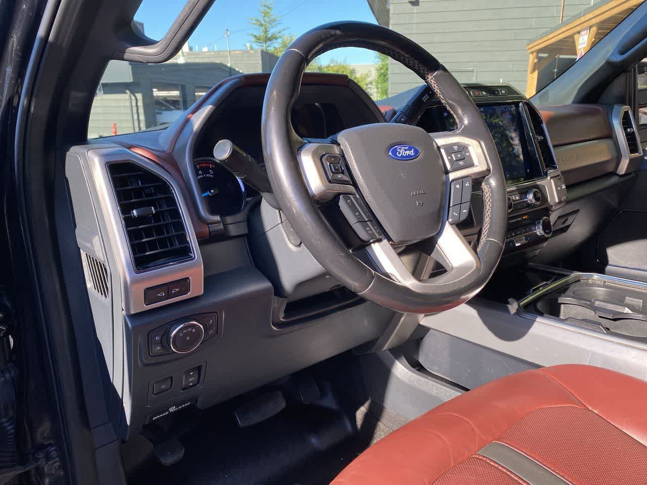 Used 2022 Ford F250 Platinum w/ Tremor Off-Road Package AWD/4WD image 2