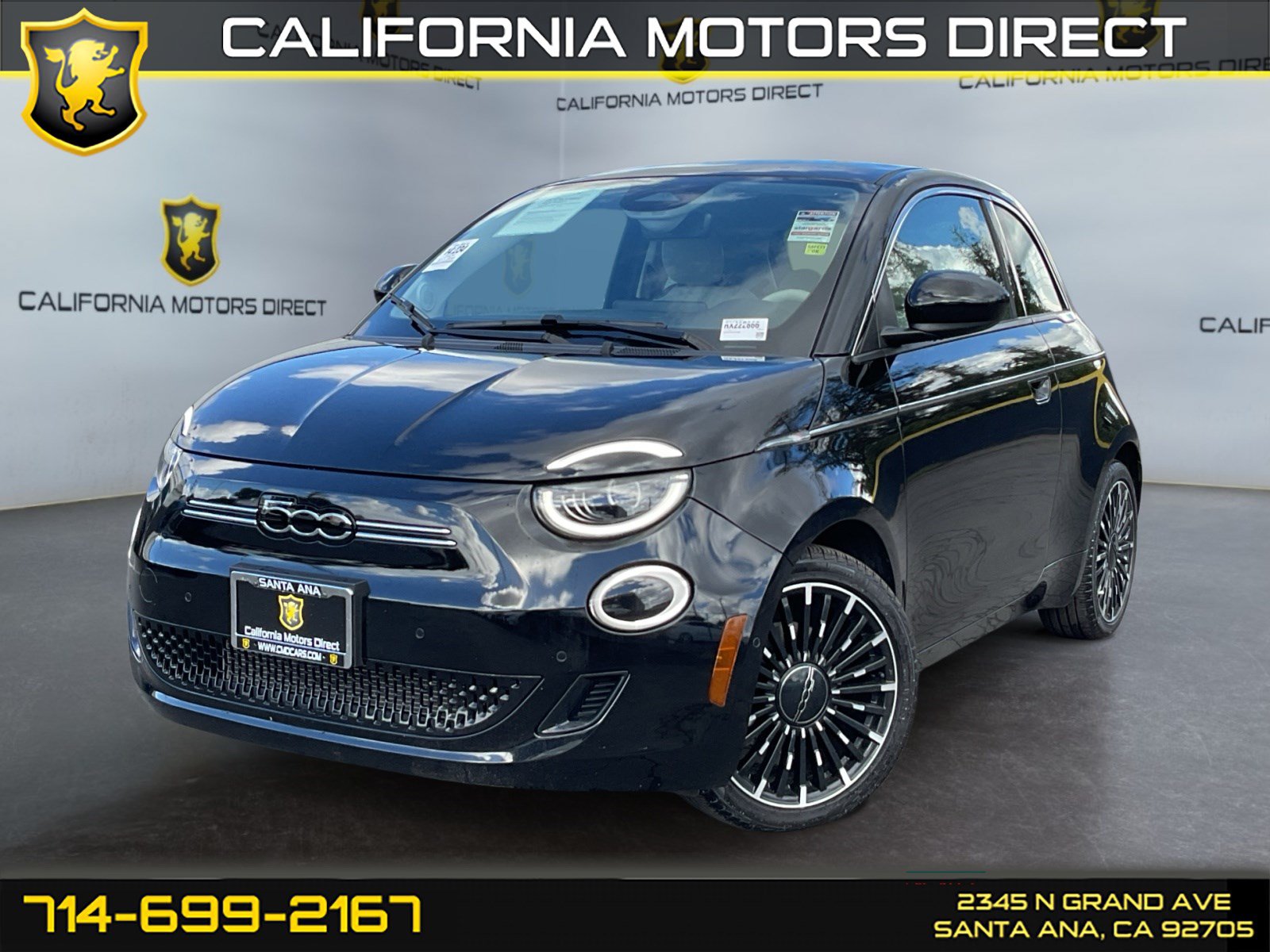 Used 2024 FIAT 500 e FWD image 1