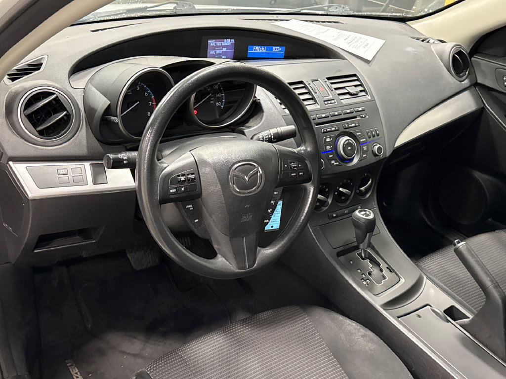 Used 2013 MAZDA MAZDA3 i Sport FWD image 5