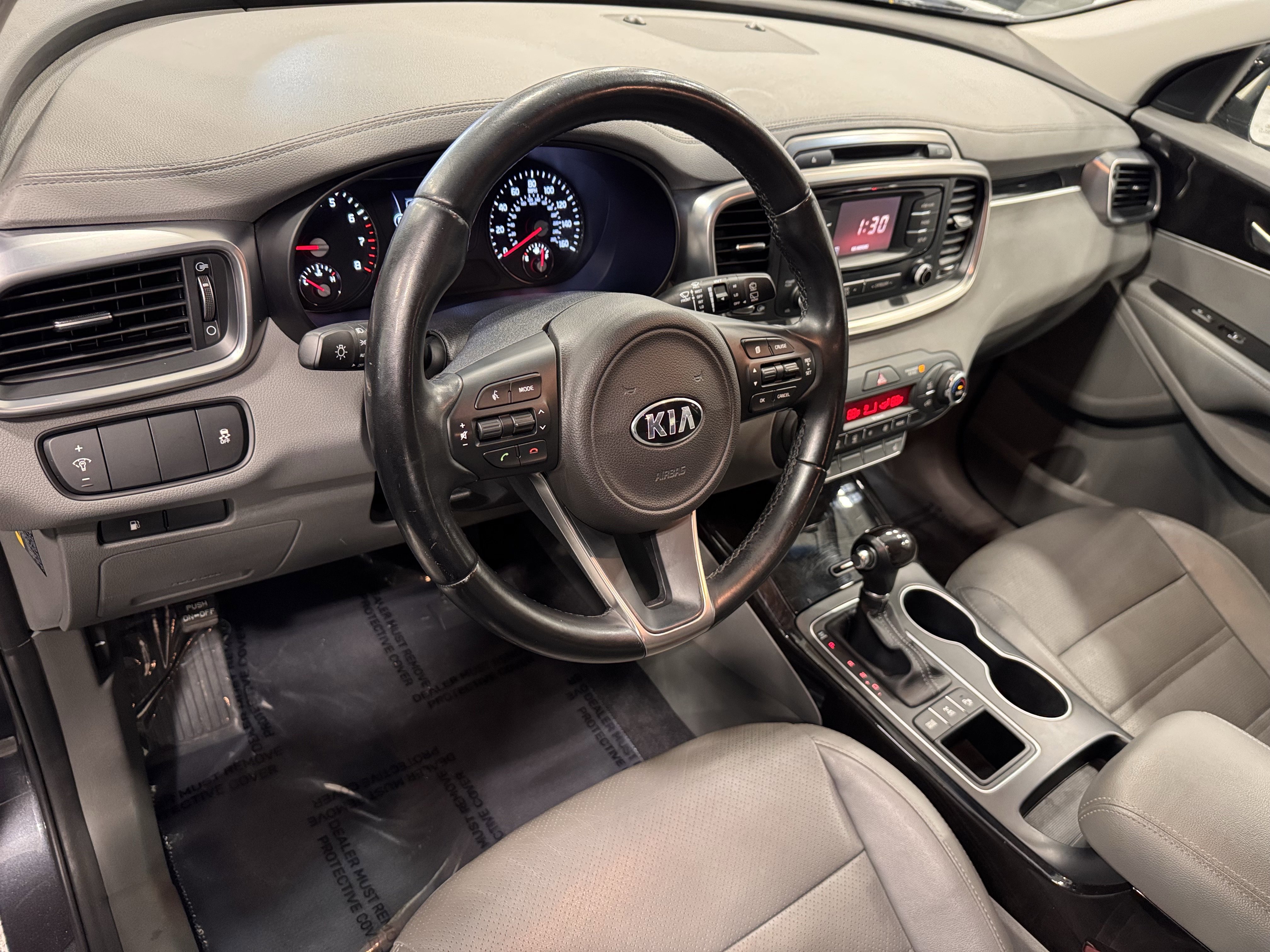 Used 2016 Kia Sorento EX image 16