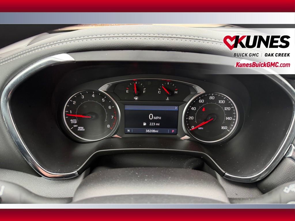 Used 2025 Chevrolet Blazer LT FWD image 17