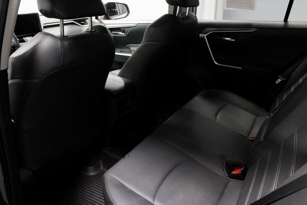 Used 2023 Toyota RAV4 XLE Premium AWD/4WD image 20