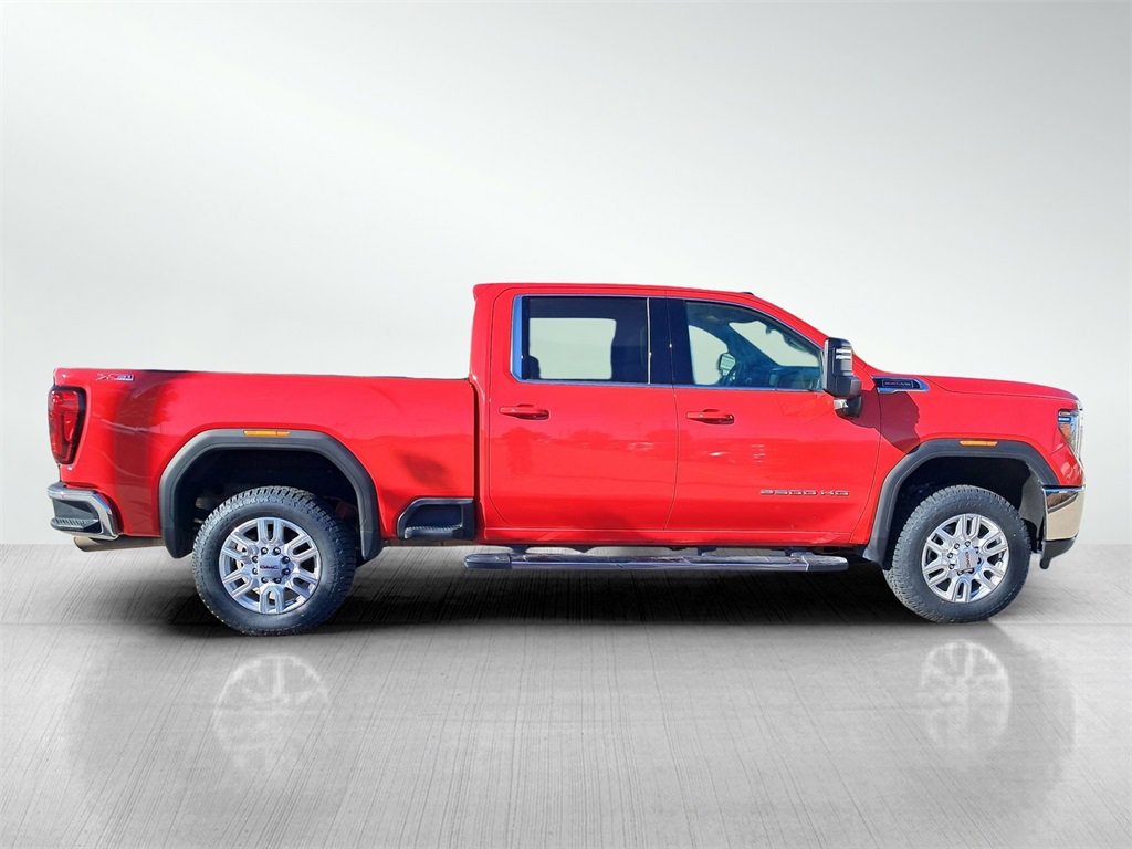 Used 2023 GMC Sierra 2500 SLE w/ SLE Value Package; image 4