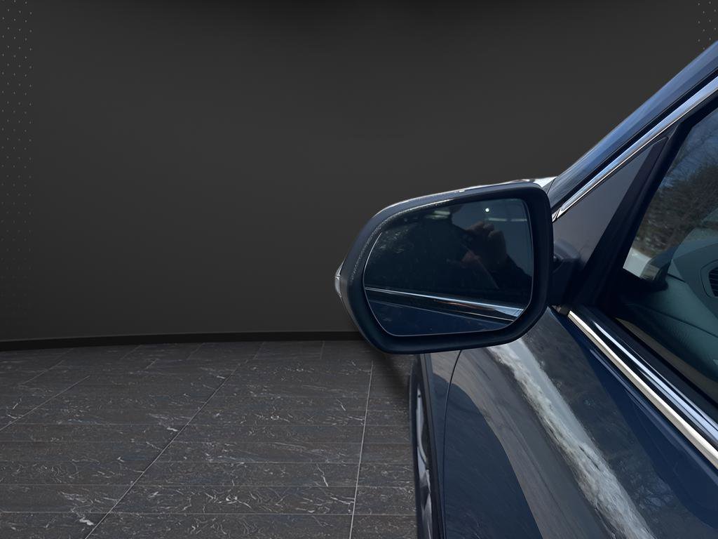 Used 2025 Buick Enclave Preferred FWD image 35