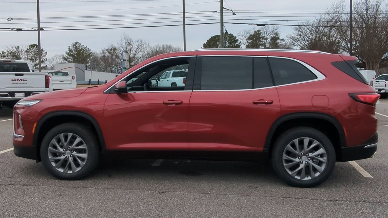 Used 2025 Buick Enclave Preferred w/ Power Package image 5