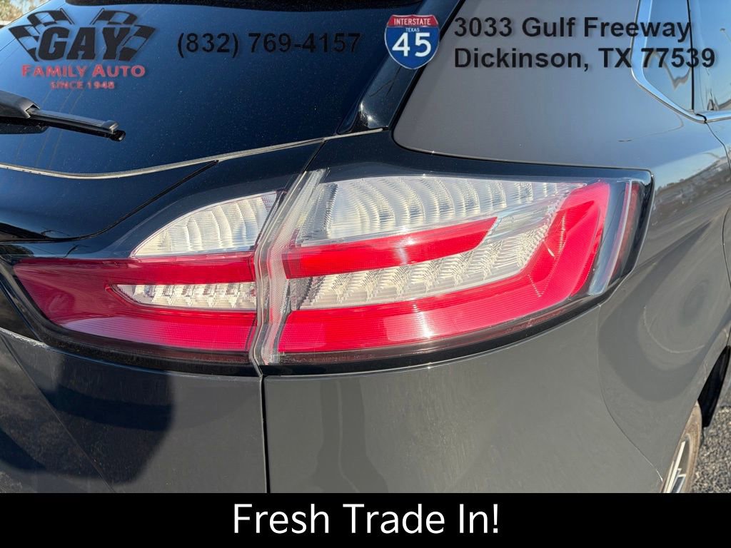 Used 2021 Ford Edge Titanium image 10