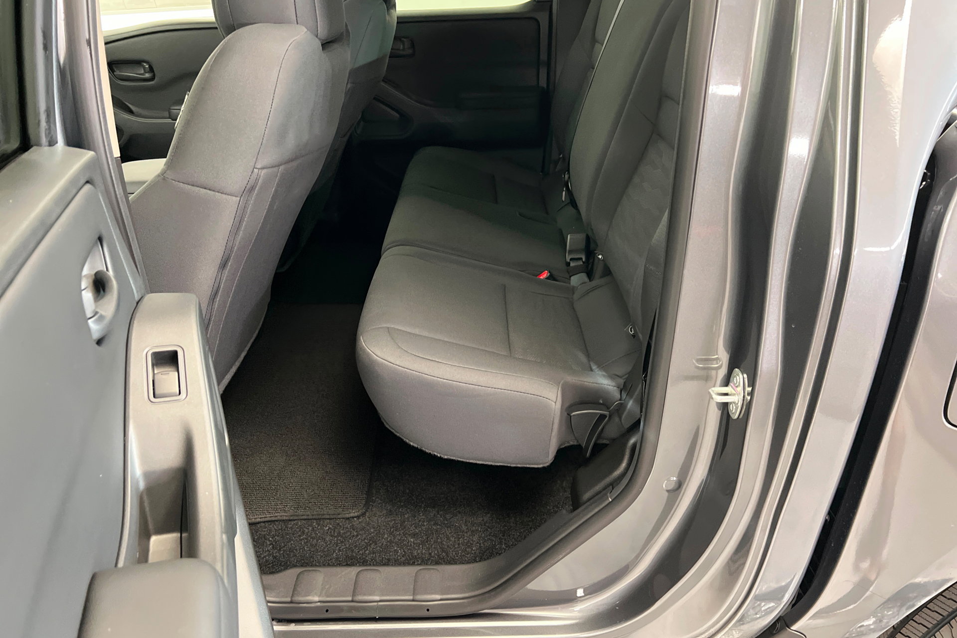 New 2026 Nissan Frontier S image 21