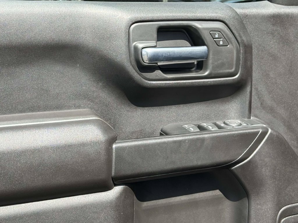 Used 2026 Chevrolet Silverado 1500 Custom AWD/4WD image 23