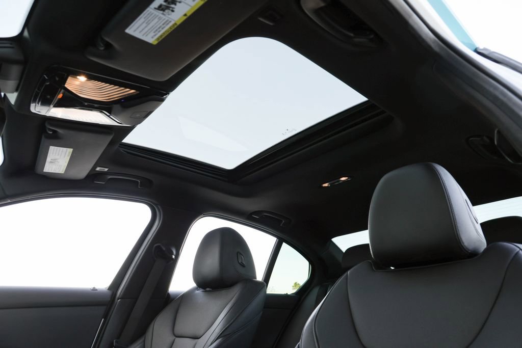 Used 2021 BMW M340i w/ Premium Package image 18