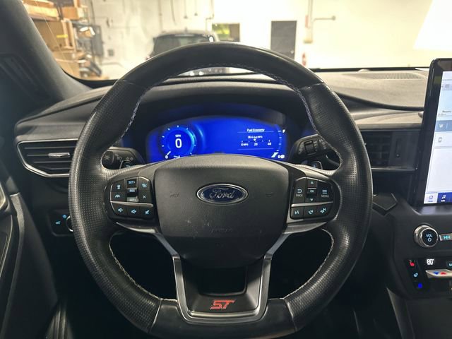 Certified 2020 Ford Explorer ST w/ Premium Technology Package AWD/4WD image 15