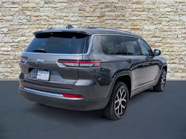 Used 2023 Jeep Grand Cherokee L Limited w/ Luxury Tech Group II AWD/4WD image 7