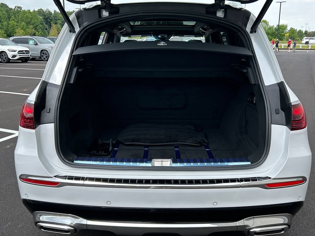 New 2026 Mercedes-Benz Maybach GLS 600 4MATIC image 7