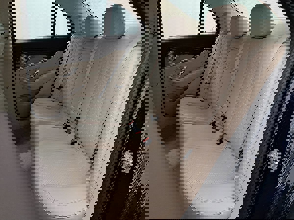 Used 2018 Mercedes-Benz E 300 4MATIC image 35