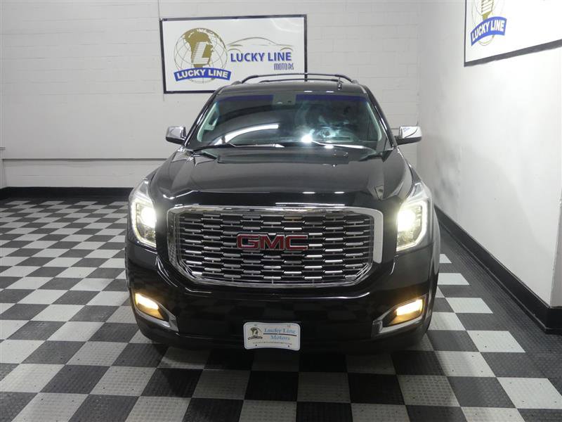 Used 2019 GMC Yukon Denali w/ Denali Ultimate Package AWD/4WD image 3
