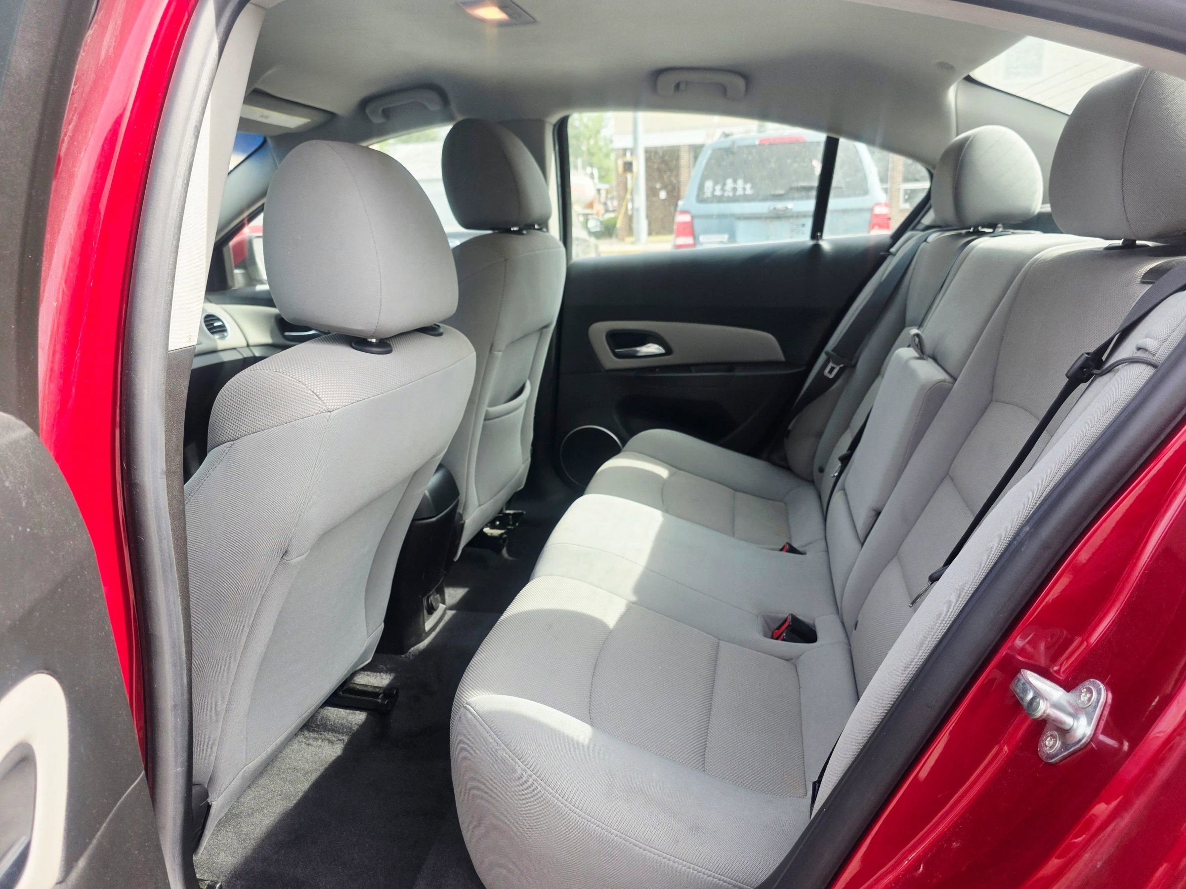 Used 2012 Chevrolet Cruze LT image 11