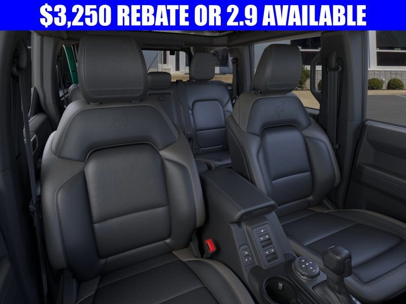 New 2025 Ford Bronco Outer Banks w/ Sasquatch Package image 10