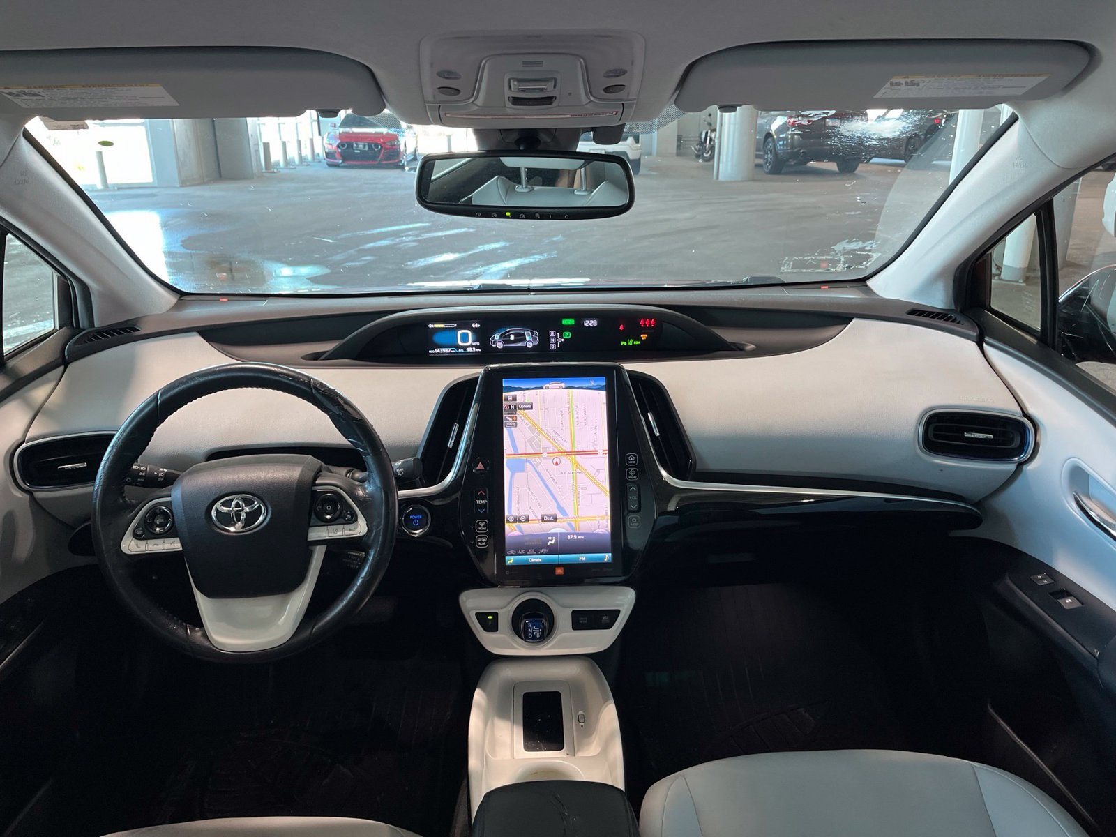 Used 2018 Toyota Prius Four Touring w/ Premium Convenience Package FWD image 33