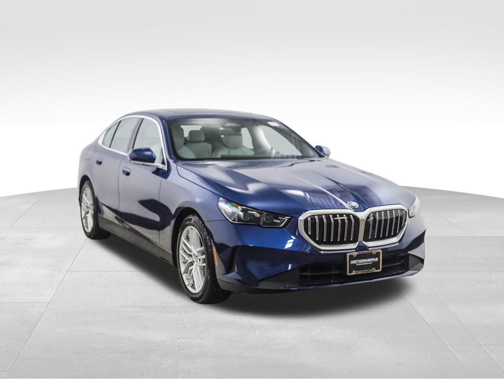 Certified 2025 BMW 530i xDrive w/ Premium Package image 7