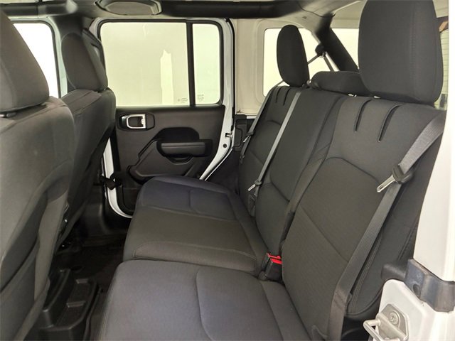 Used 2023 Jeep Wrangler Unlimited w/ Cold Weather Group image 18