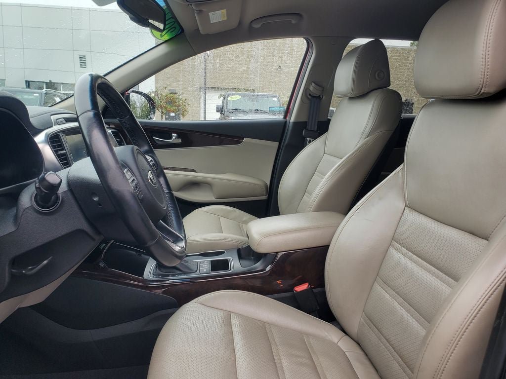 Used 2017 Kia Sorento EX w/ EX V6 Premium Package AWD/4WD image 5