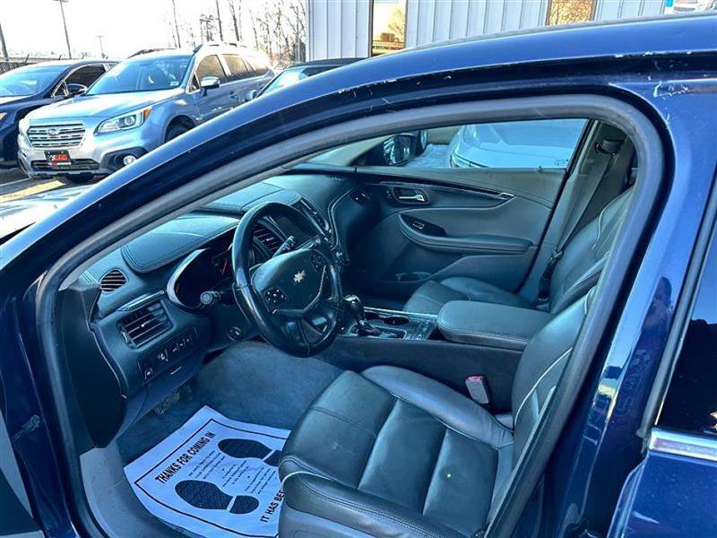 Used 2018 Chevrolet Impala Premier w/ Premier Confidence Package image 12