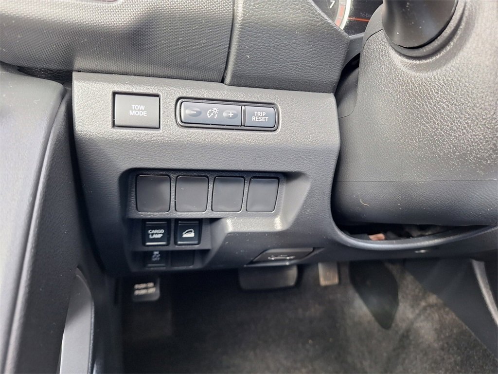 Used 2022 Nissan Frontier SV image 21