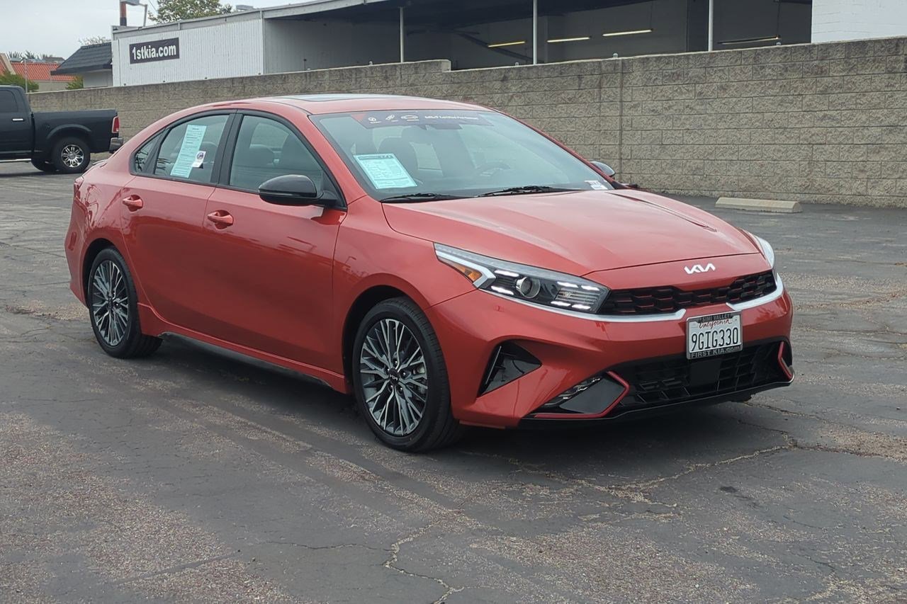 Certified 2023 Kia Forte GT-Line w/ GT-Line Premium Package image 3