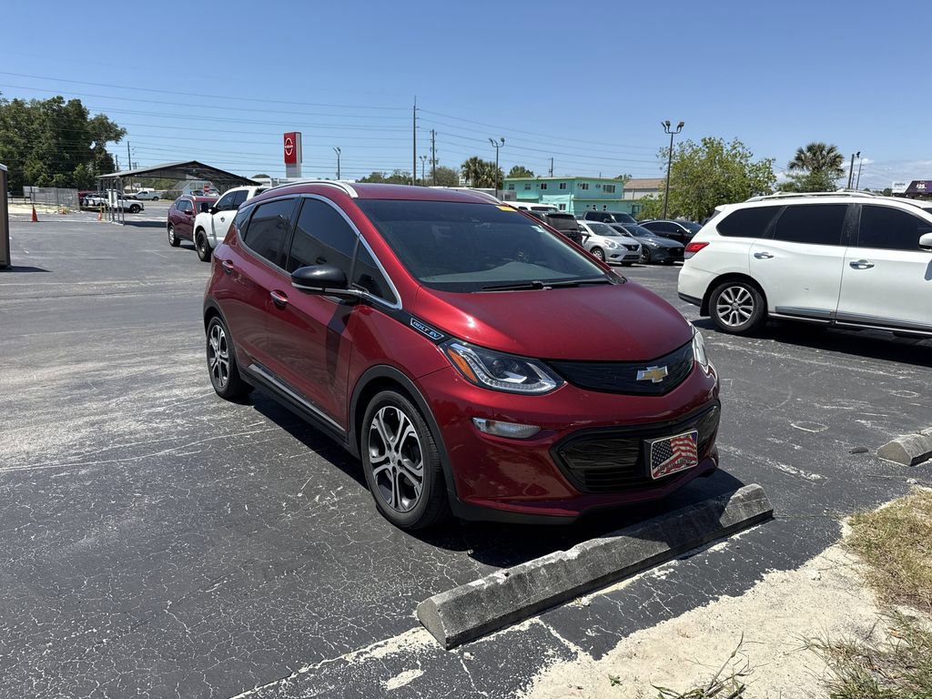Used 2020 Chevrolet Bolt Premier w/ Infotainment Package FWD image 1