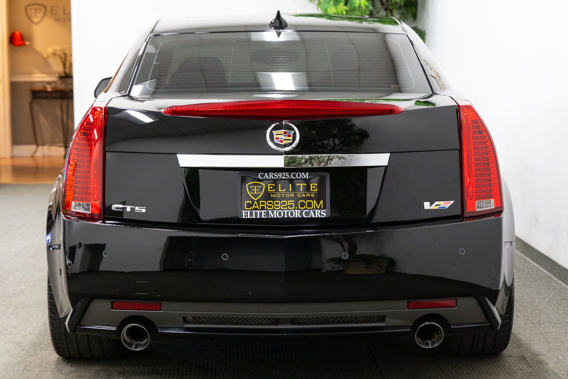 Used 2010 Cadillac CTS V w/ Wood Trim Package RWD image 4