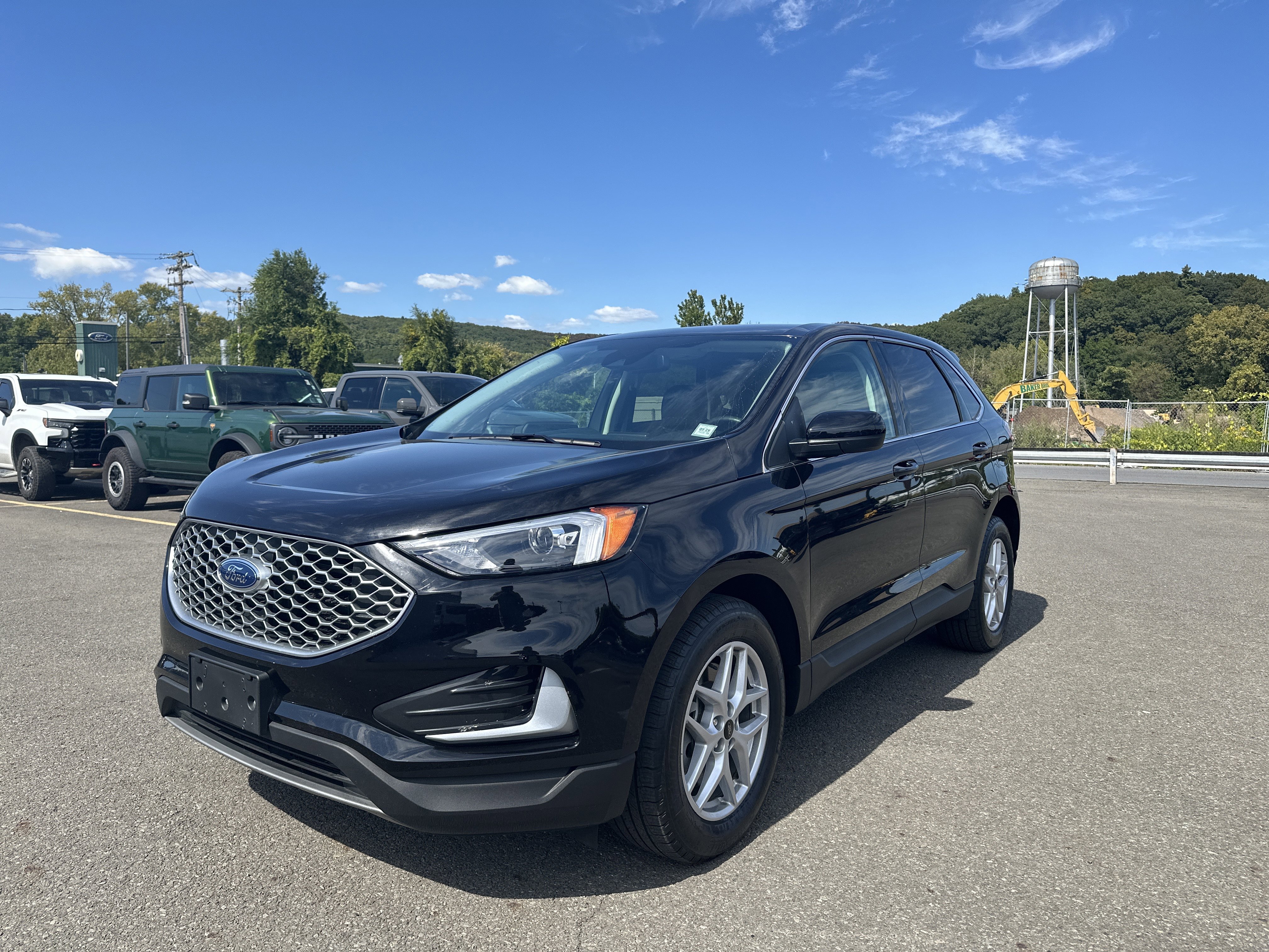 Used 2024 Ford Edge SEL