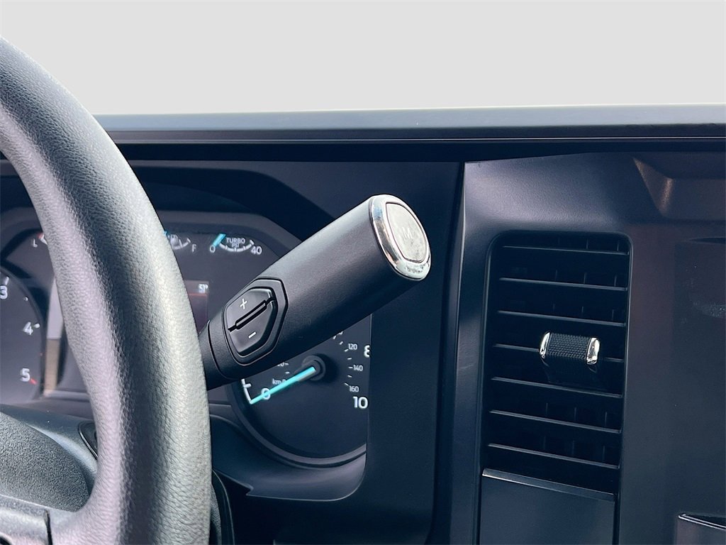 Used 2025 Ford F350 XLT image 16